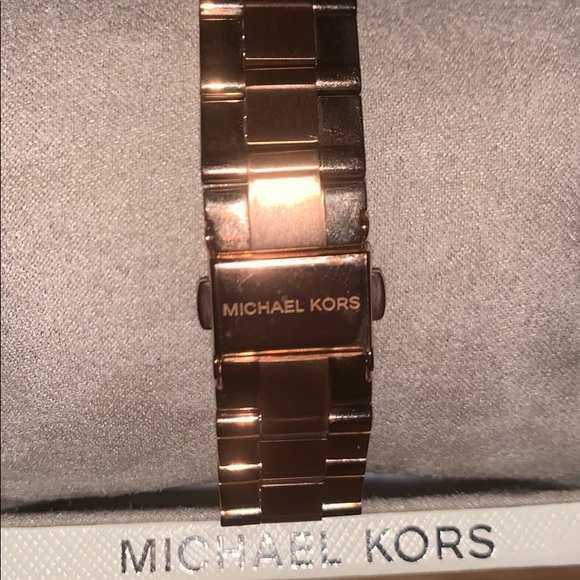 Michael Kors Women’s Watch main image 4